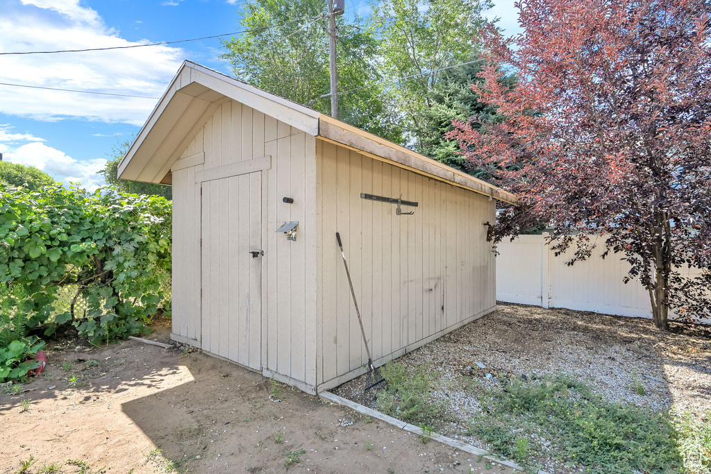 2863 W 5725 S Roy, UT 84067