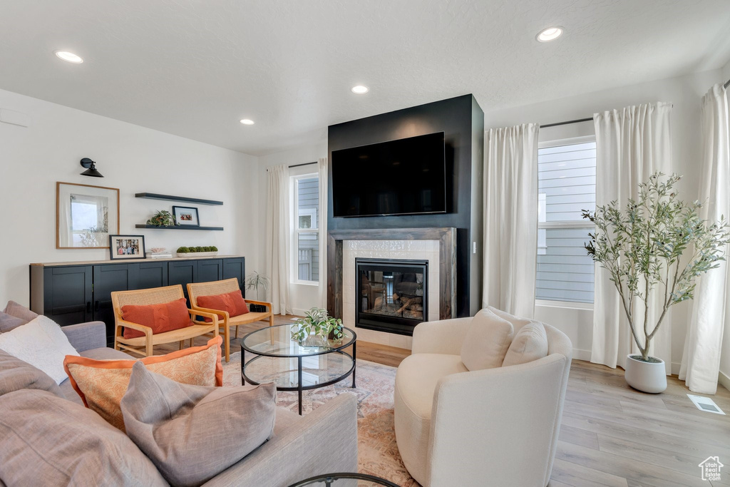 6817 W SKIP ROCK RD South Jordan, UT 84009