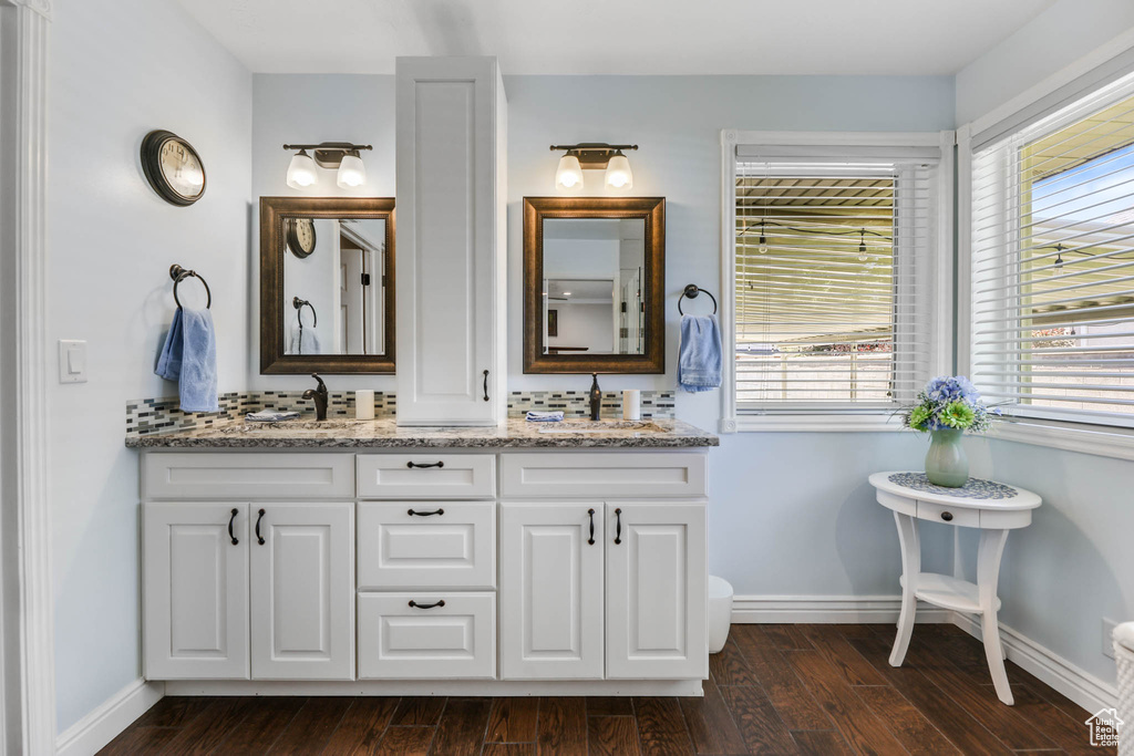 8804 S LONG DR West Jordan, UT 84088