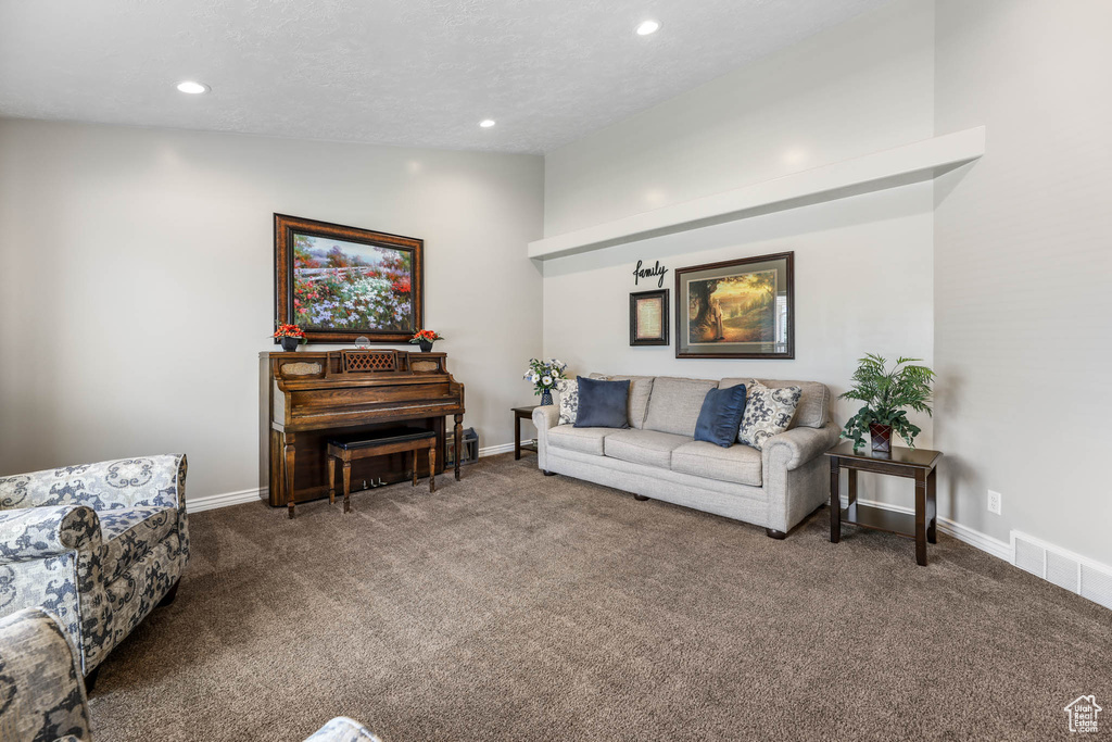 8804 S LONG DR West Jordan, UT 84088