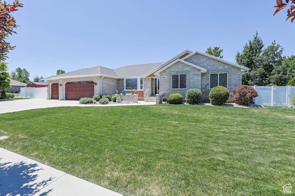 8804 S LONG DR West Jordan, UT 84088