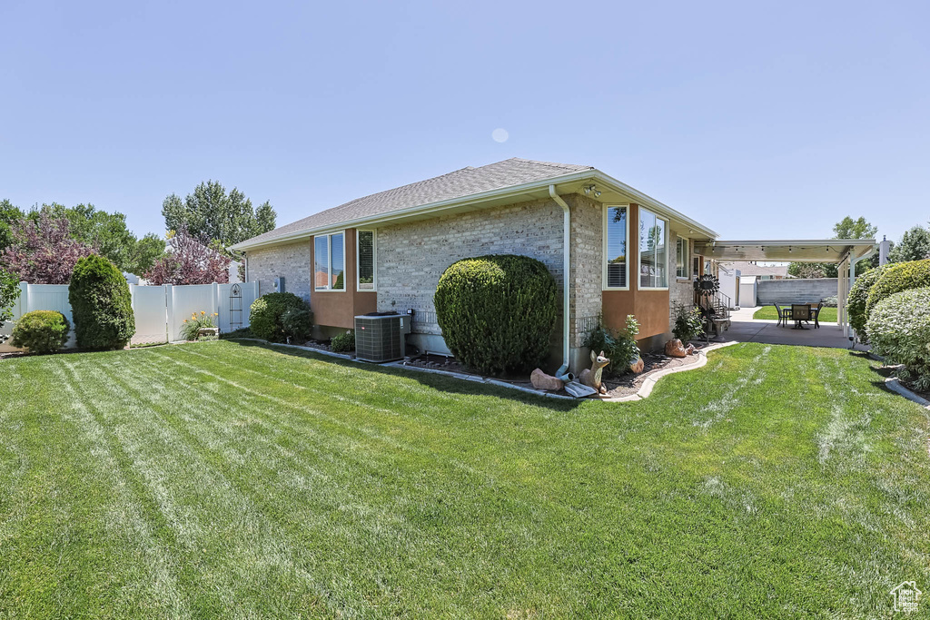 8804 S LONG DR West Jordan, UT 84088