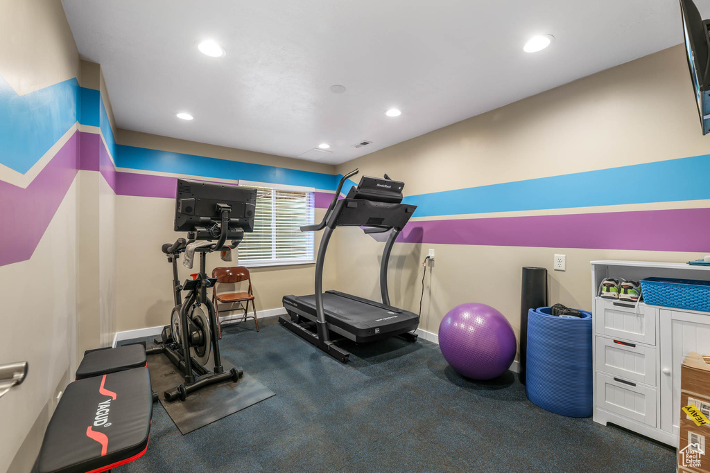 8804 S LONG DR West Jordan, UT 84088