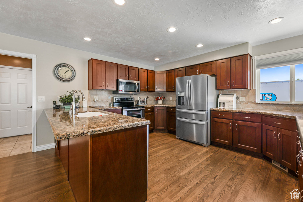 8804 S LONG DR West Jordan, UT 84088