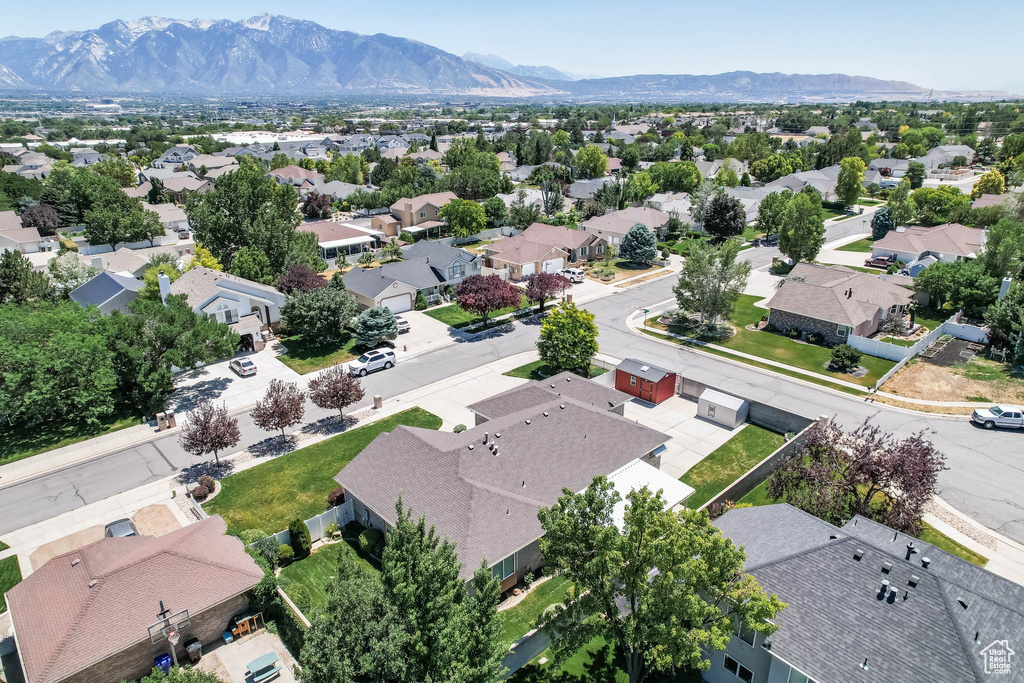 8804 S LONG DR West Jordan, UT 84088