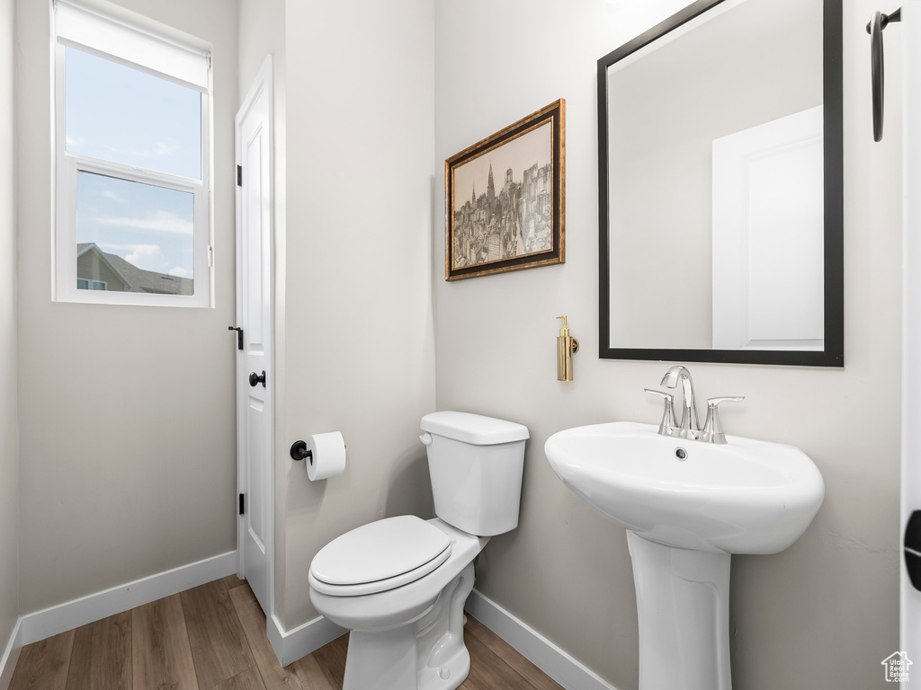 348 W TALONS REACH LN #111 Lindon, UT 84042