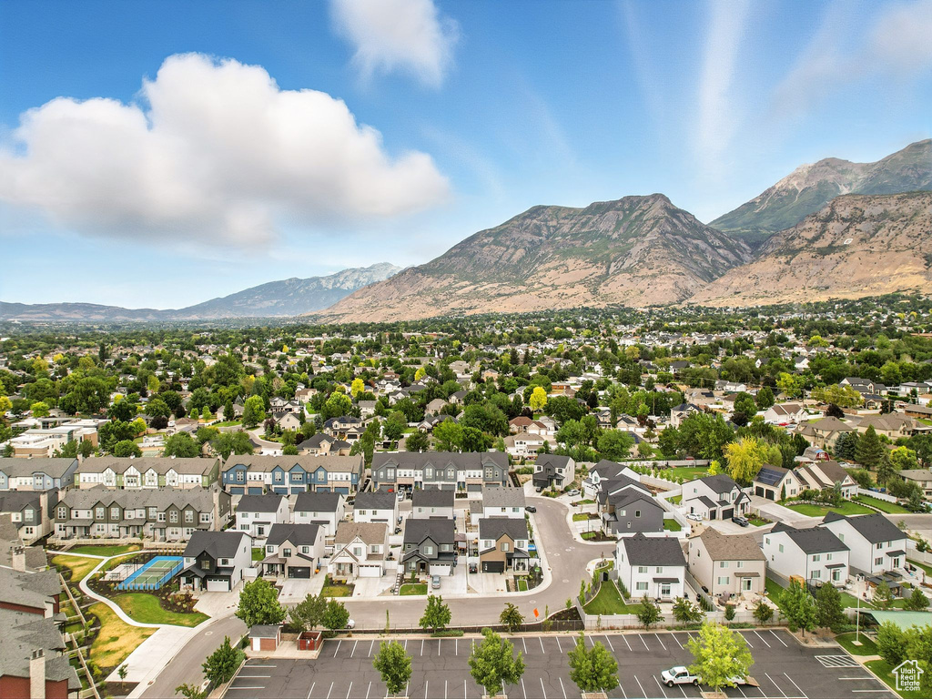348 W TALONS REACH LN #111 Lindon, UT 84042
