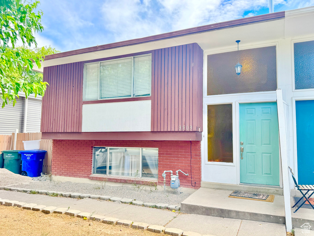 3503 W LANCER WAY West Valley City, UT 84119