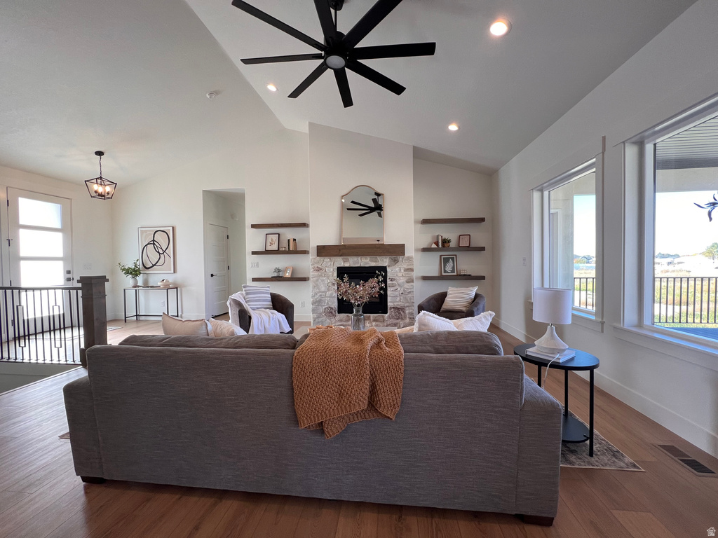 2540 W 2950 N Farr West, UT 84404