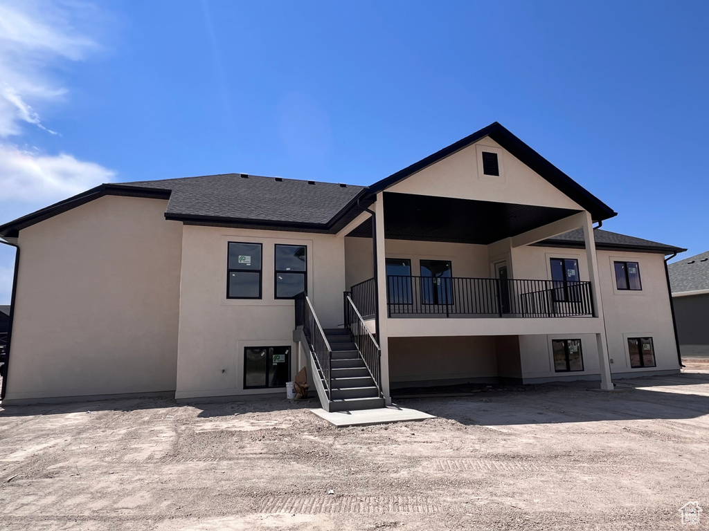 2540 W 2950 N Farr West, UT 84404