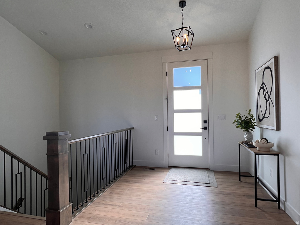 2540 W 2950 N Farr West, UT 84404