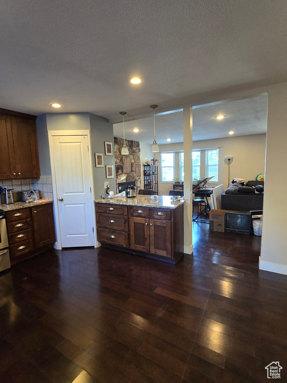 9457 S FOX HUNT DR #49 Sandy, UT 84092