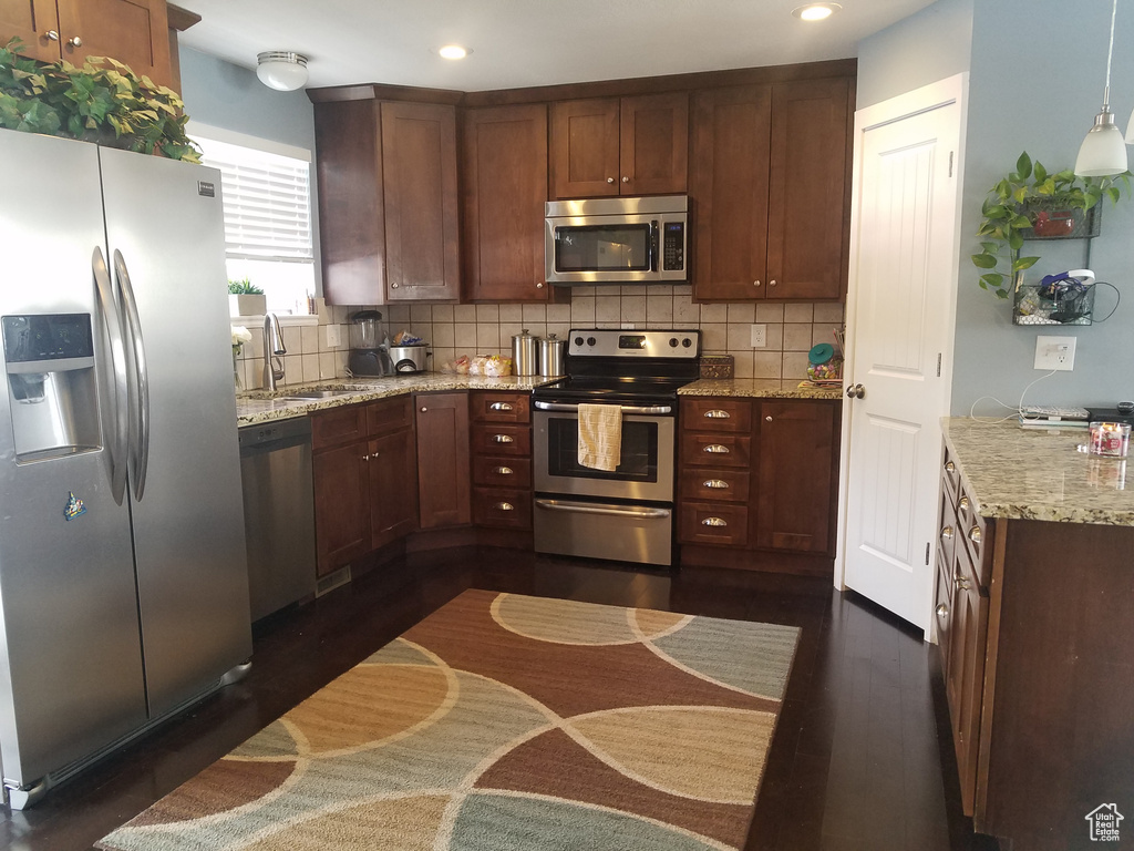 9457 S FOX HUNT DR #49 Sandy, UT 84092