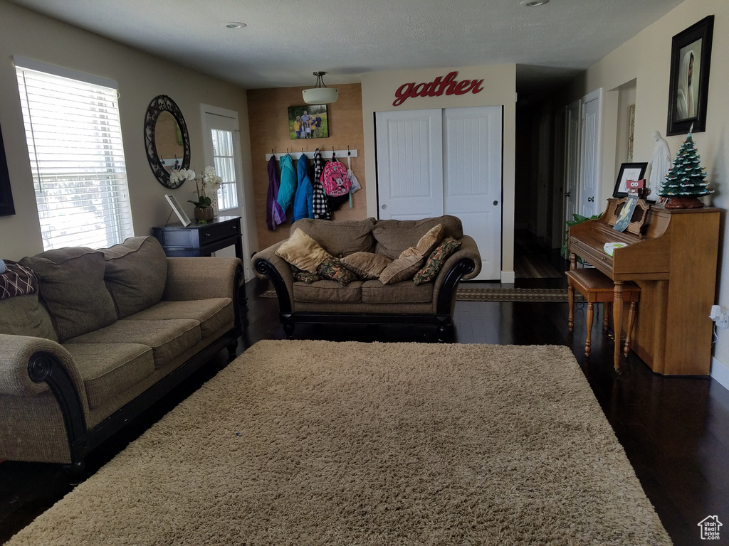 9457 S FOX HUNT DR #49 Sandy, UT 84092
