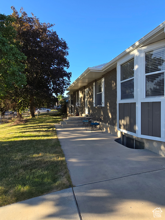 9457 S FOX HUNT DR #49 Sandy, UT 84092
