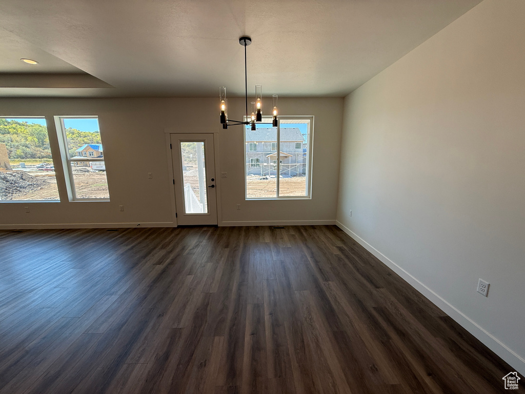 Photo 7 for MLS #2101746 at 6373 S Suzanne St #115