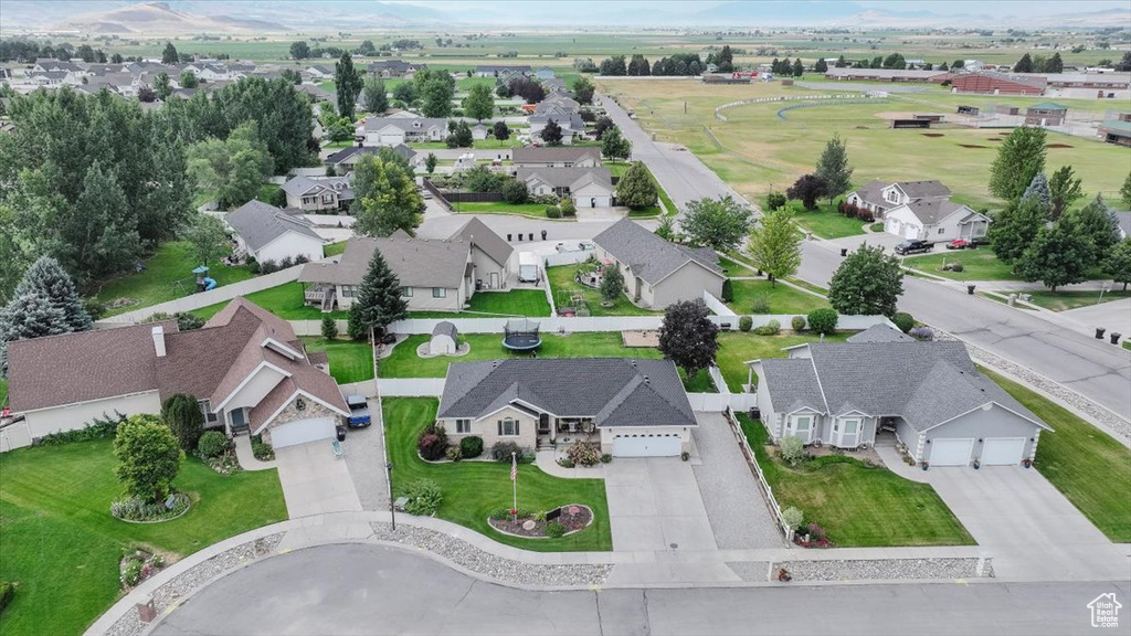 562 ASPEN CIR Preston, ID 83263