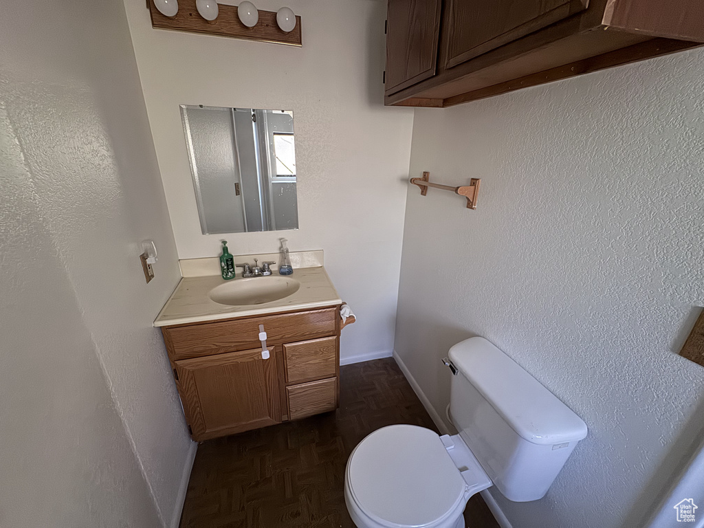 2562 N 1575 E Layton, UT 84040