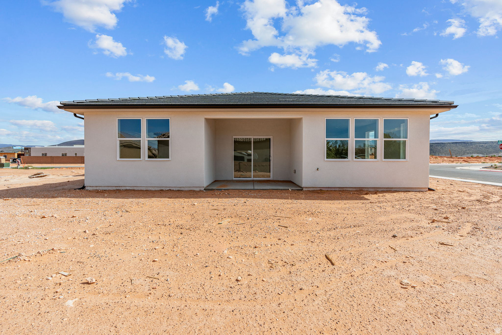 2562 S 3870 W Hurricane, UT 84737