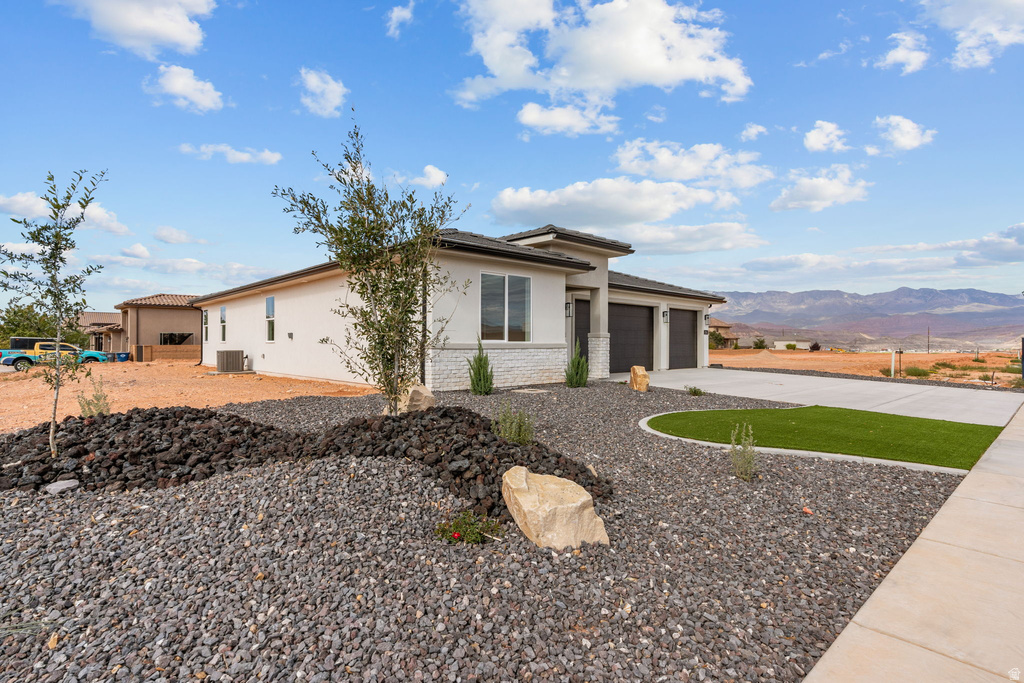 2562 S 3870 W Hurricane, UT 84737