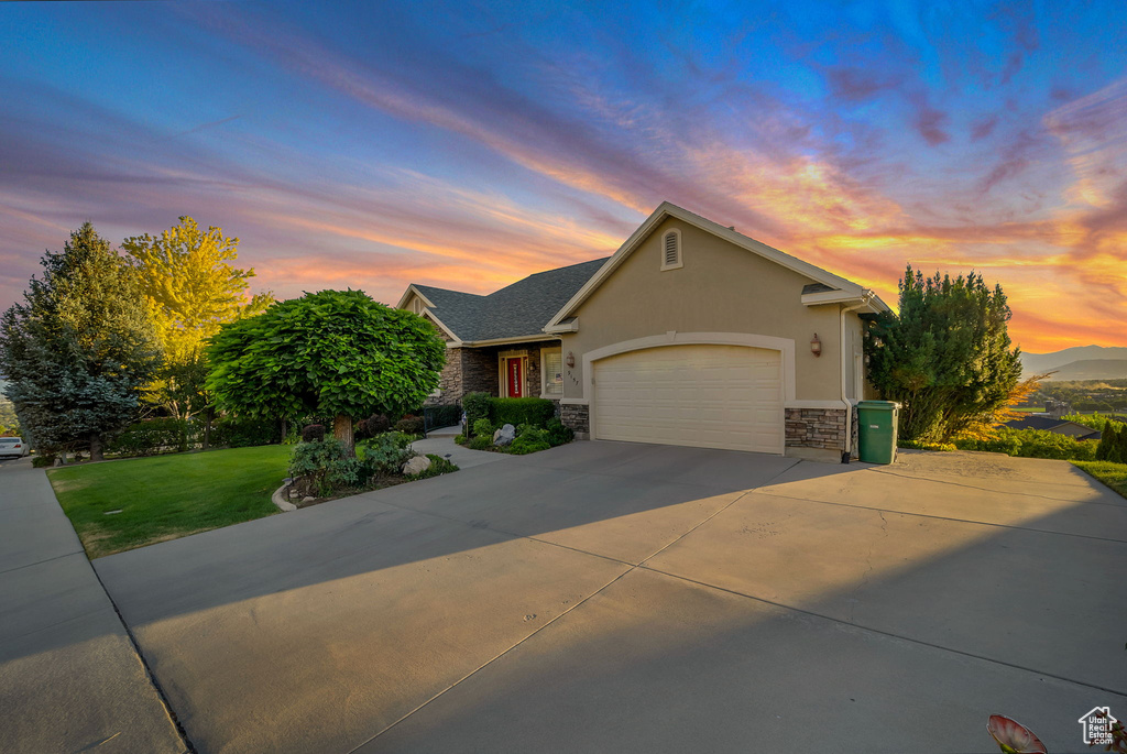 9157 N CANYON HEIGHTS DR Cedar Hills, UT 84062