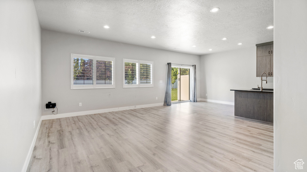 2364 W 1580 S #B Syracuse, UT 84075