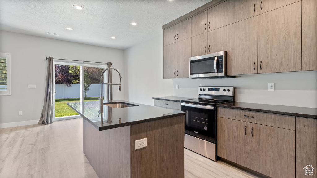 2364 W 1580 S #B Syracuse, UT 84075