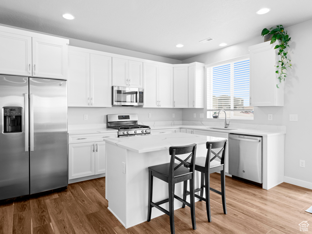 3235 S BURKHILL LN Syracuse, UT 84075
