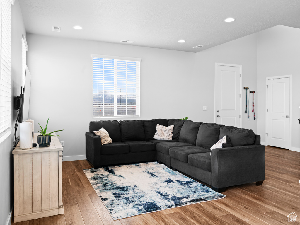 3235 S BURKHILL LN Syracuse, UT 84075