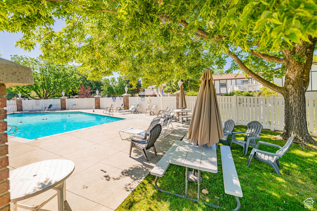 4307 S HAVERFORD CT Taylorsville, UT 84123