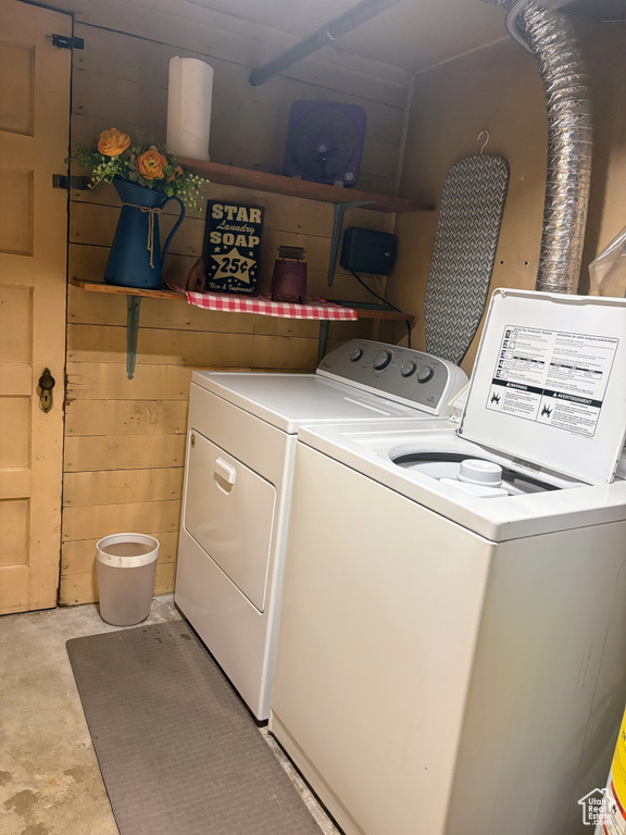 26 SYLVIA DR South Ogden, UT 84405