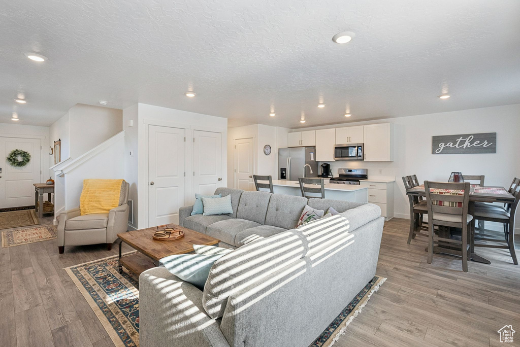 364 N NAVIGATOR CT Saratoga Springs, UT 84045