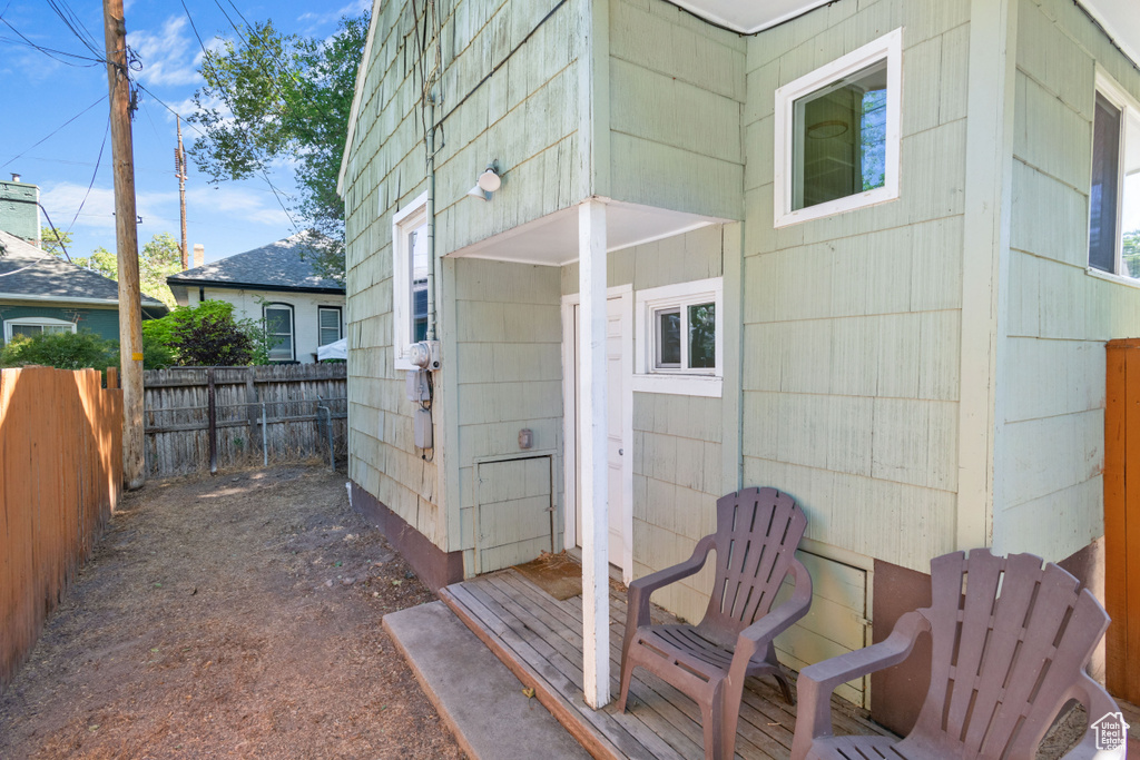 814 S LAKE ST Salt Lake City, UT 84102