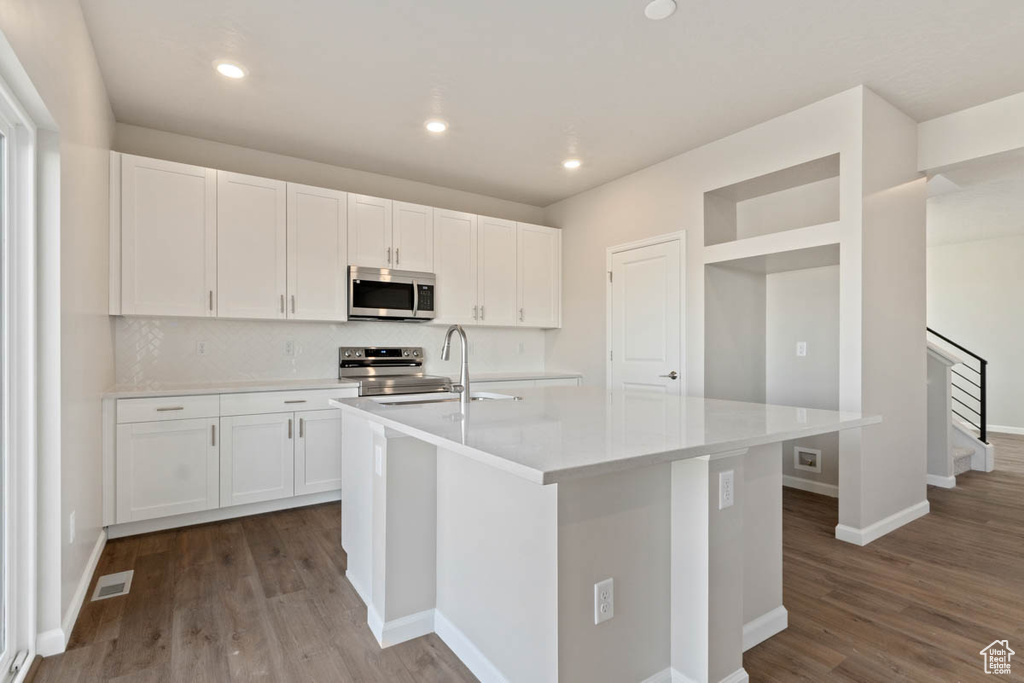 254 N BROADWAY DR #1030 Saratoga Springs, UT 84045