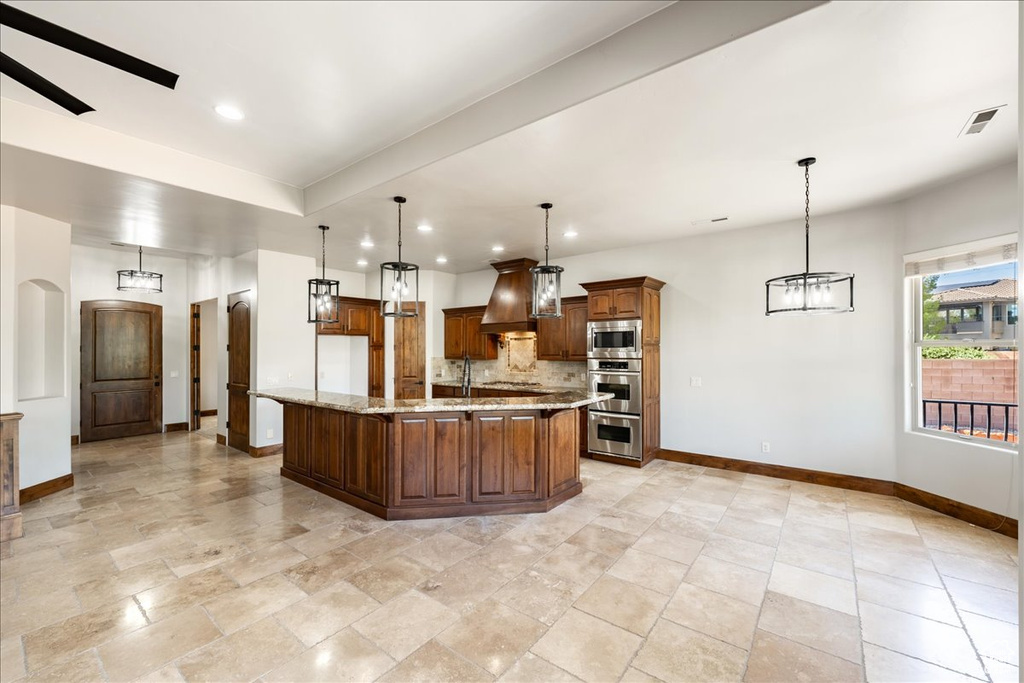 1592 N PARKSTONE RD Washington, UT 84780