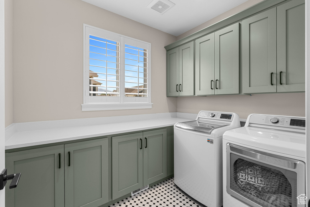 1252 S JOHNNYS DR Spanish Fork, UT 84660