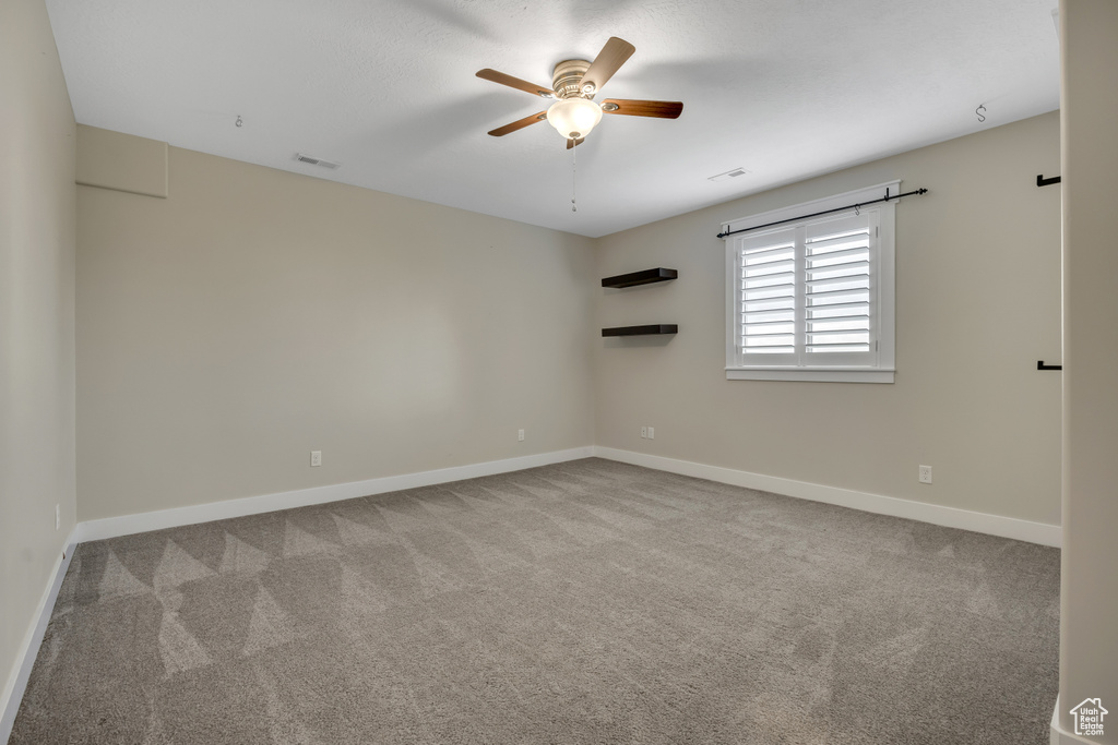 295 W 5650 S Washington Terrace, UT 84405