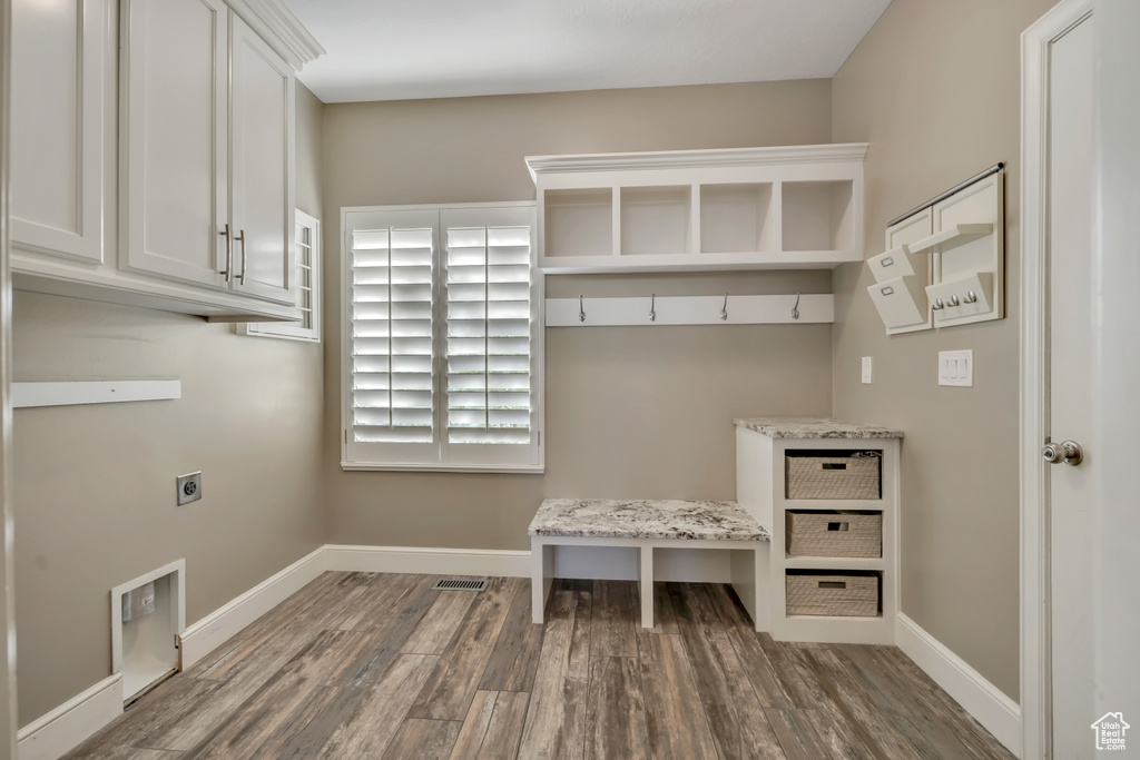 295 W 5650 S Washington Terrace, UT 84405