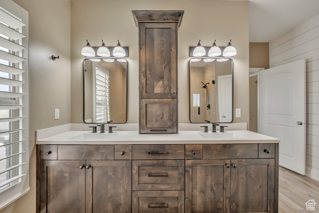 295 W 5650 S Washington Terrace, UT 84405