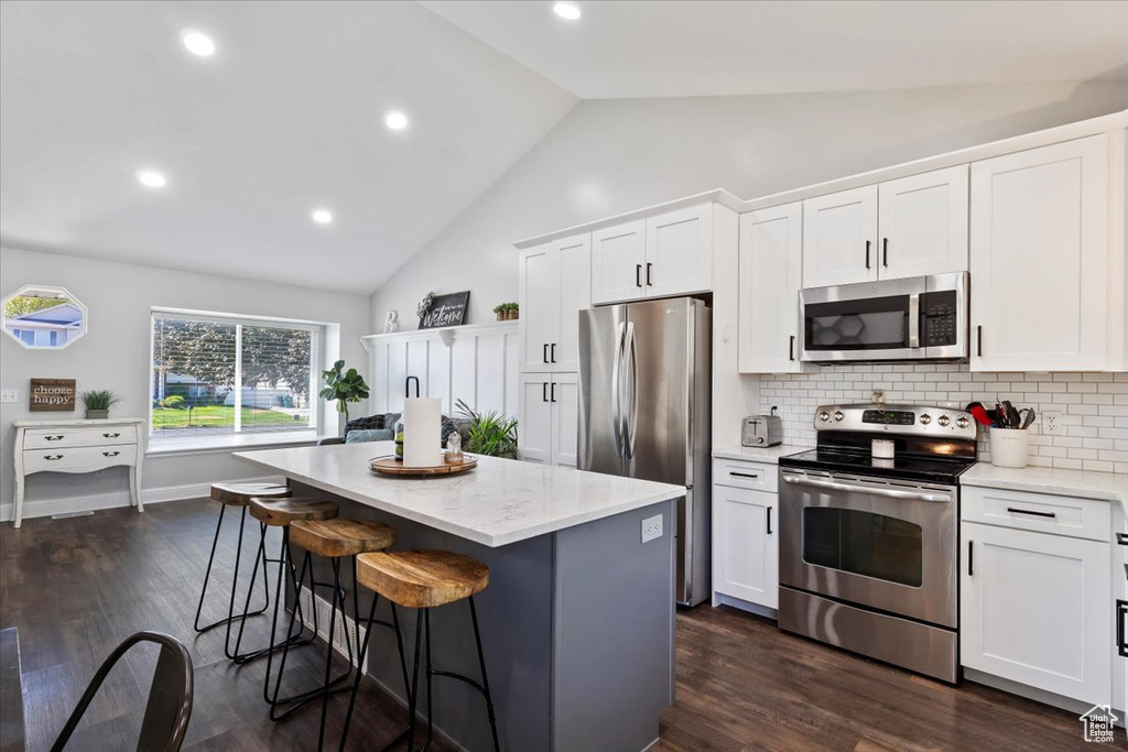 2648 W 4000 S Roy, UT 84067
