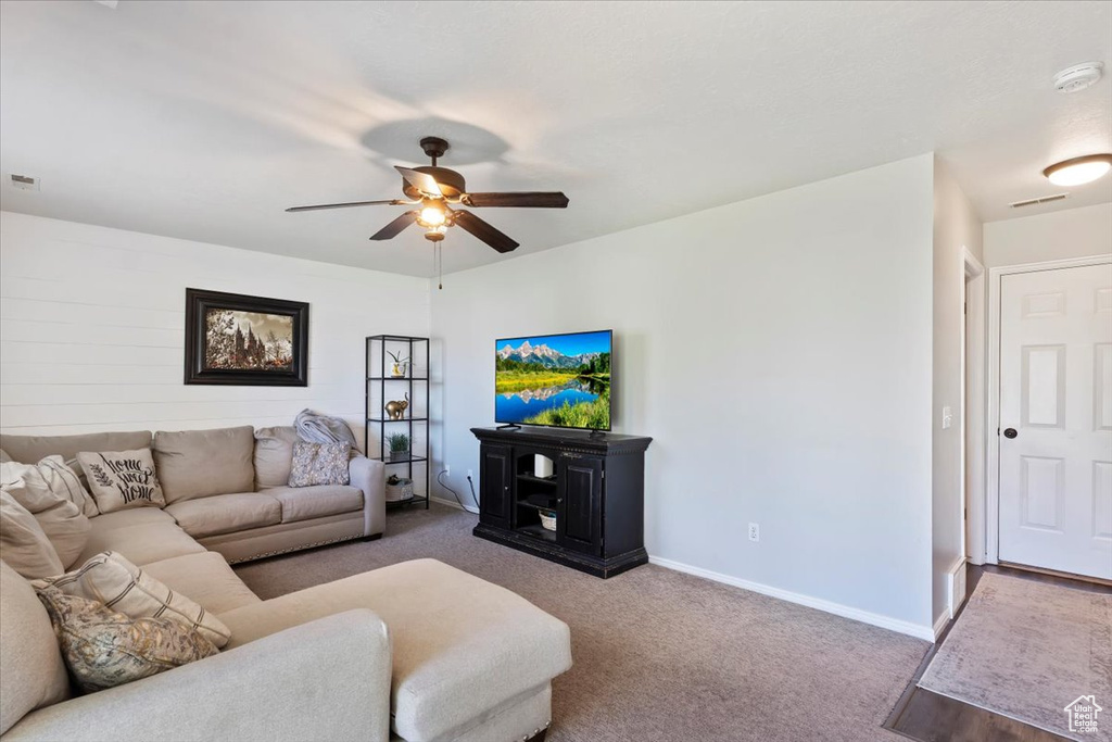 2648 W 4000 S Roy, UT 84067