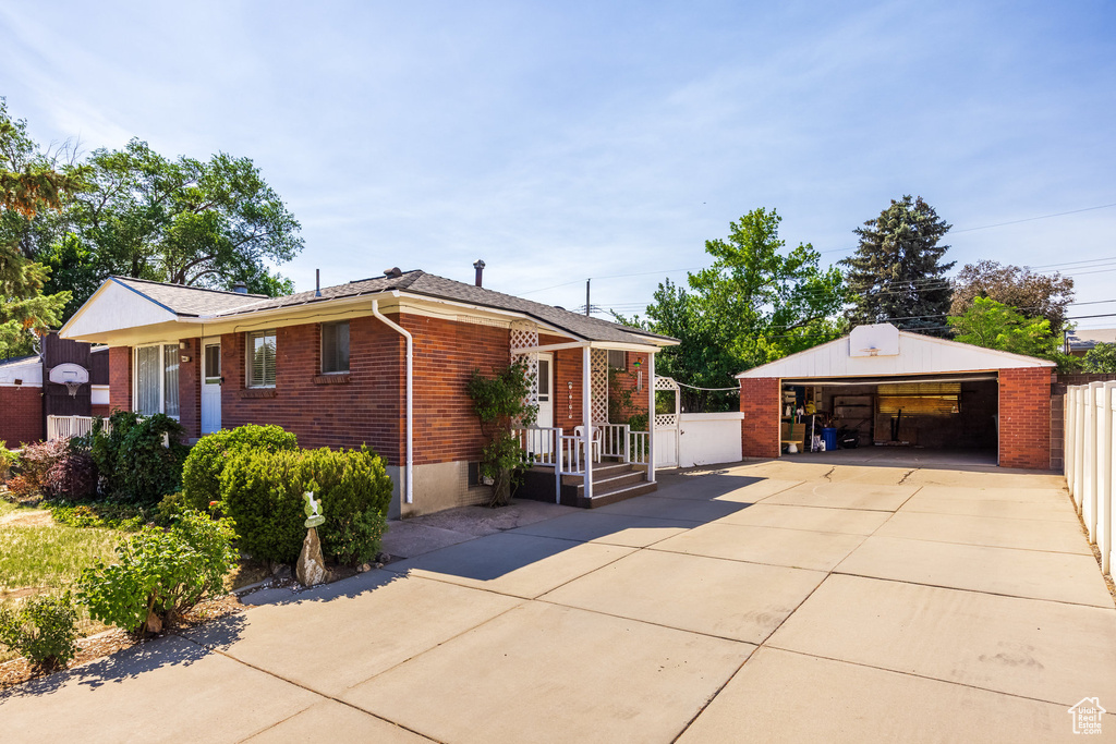 5461 W ELAINE AVE West Valley City, UT 84120