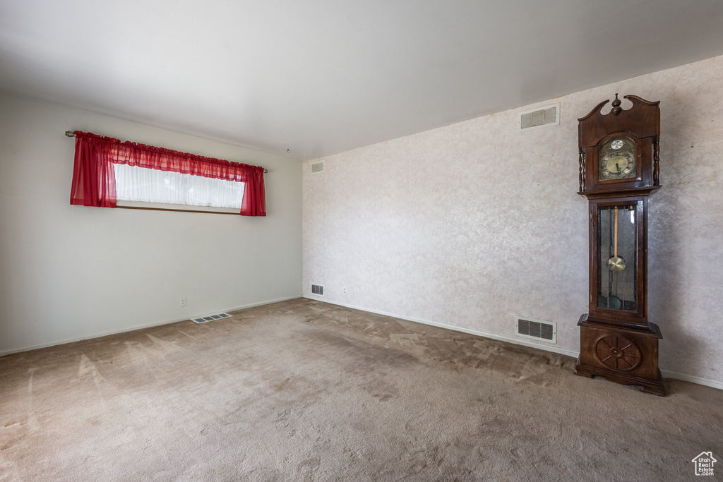 5461 W ELAINE AVE West Valley City, UT 84120
