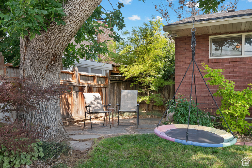 1946 E BRYAN AVE Salt Lake City, UT 84108