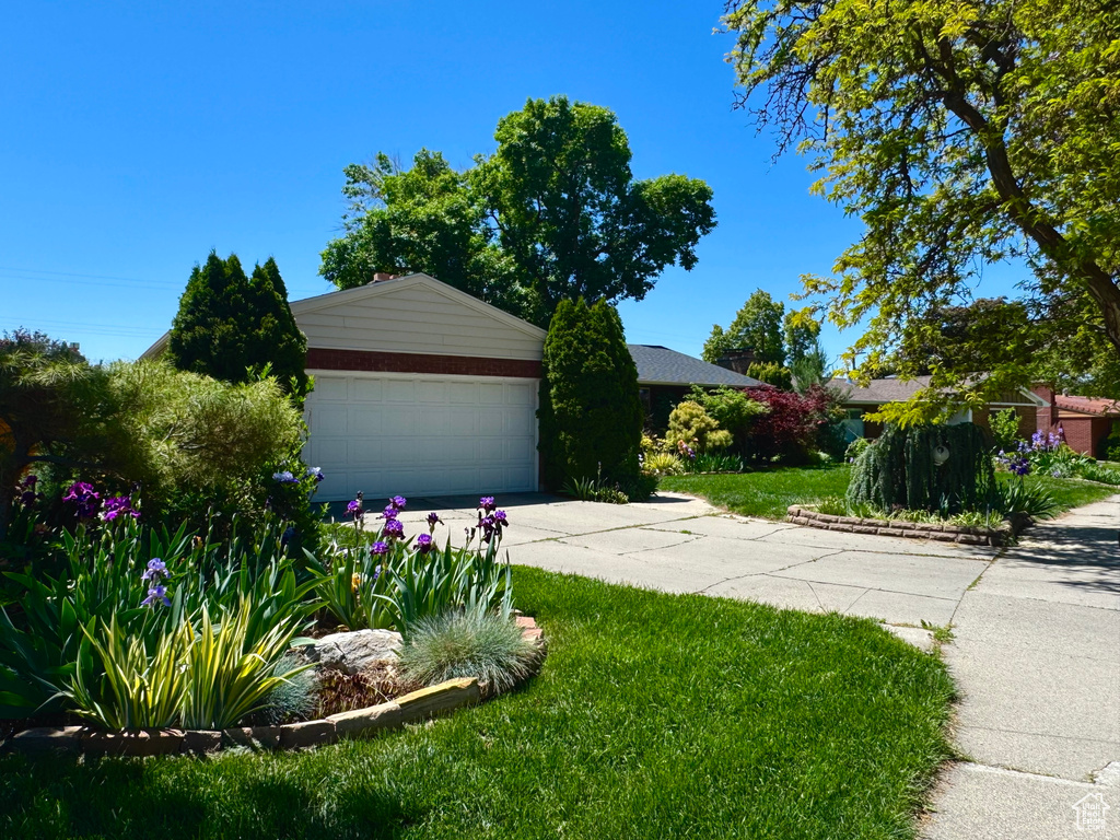 1946 E BRYAN AVE Salt Lake City, UT 84108