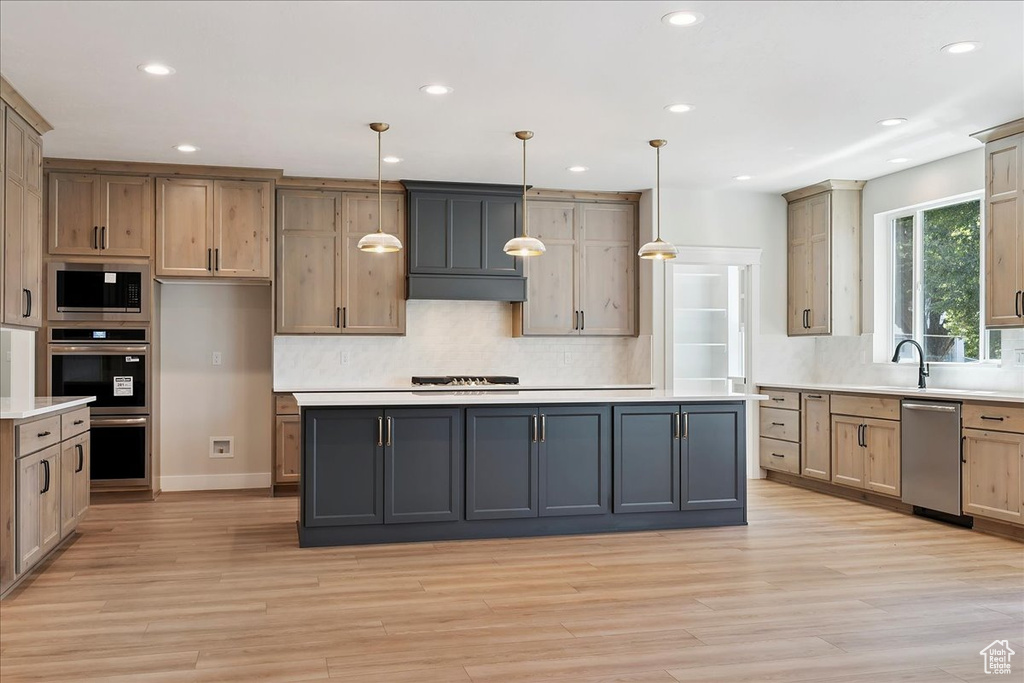 21 N 100 W #3 Farmington, UT 84025