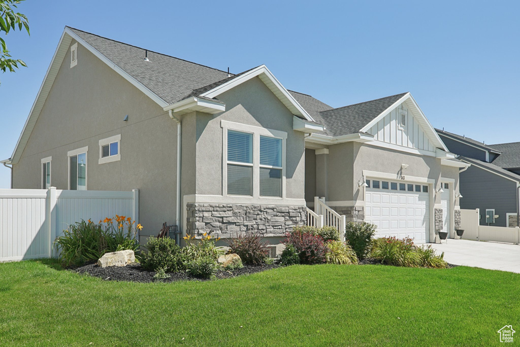 643 E MOUNT PEALE DR Eagle Mountain, UT 84005