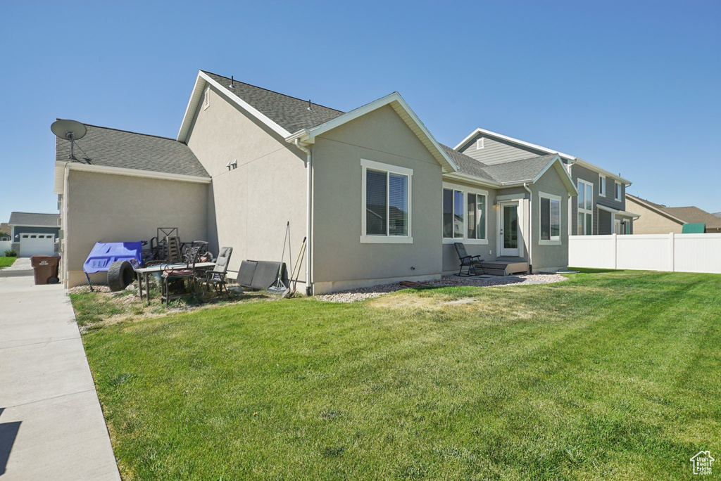 643 E MOUNT PEALE DR Eagle Mountain, UT 84005