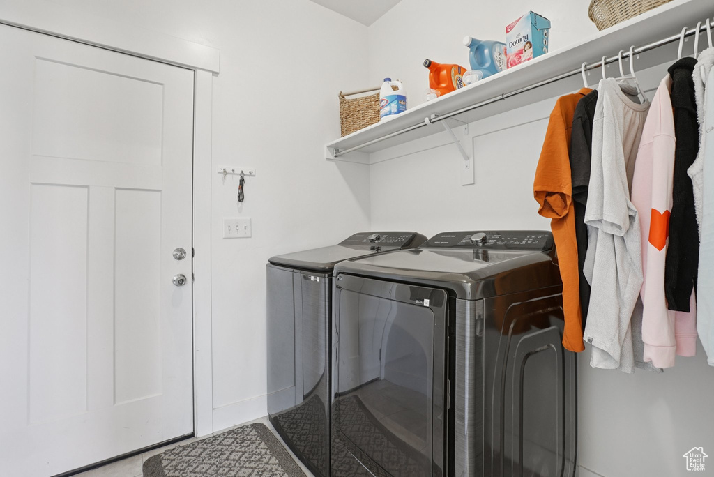 643 E MOUNT PEALE DR Eagle Mountain, UT 84005