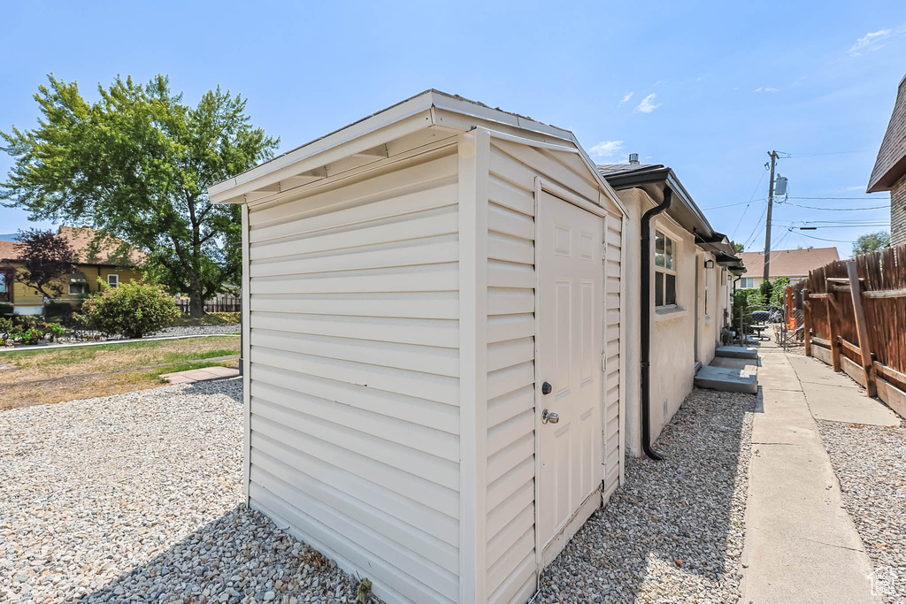 2544 S 200 E South Salt Lake, UT 84115